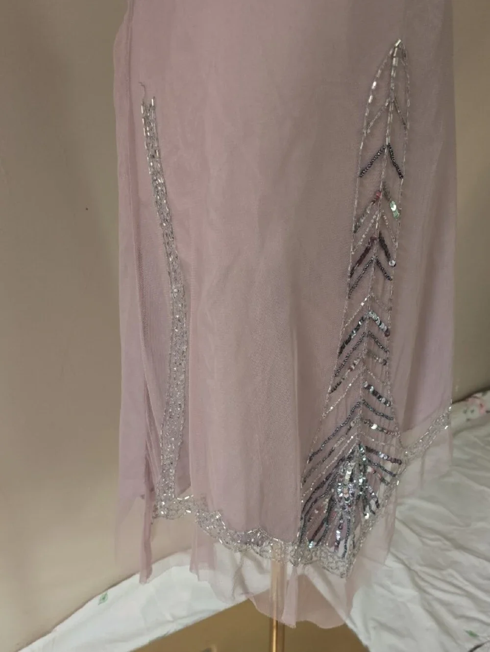 Wet Seal Mauve Asymmetrical Sequin Hem Skirt - Picture 10 of 12